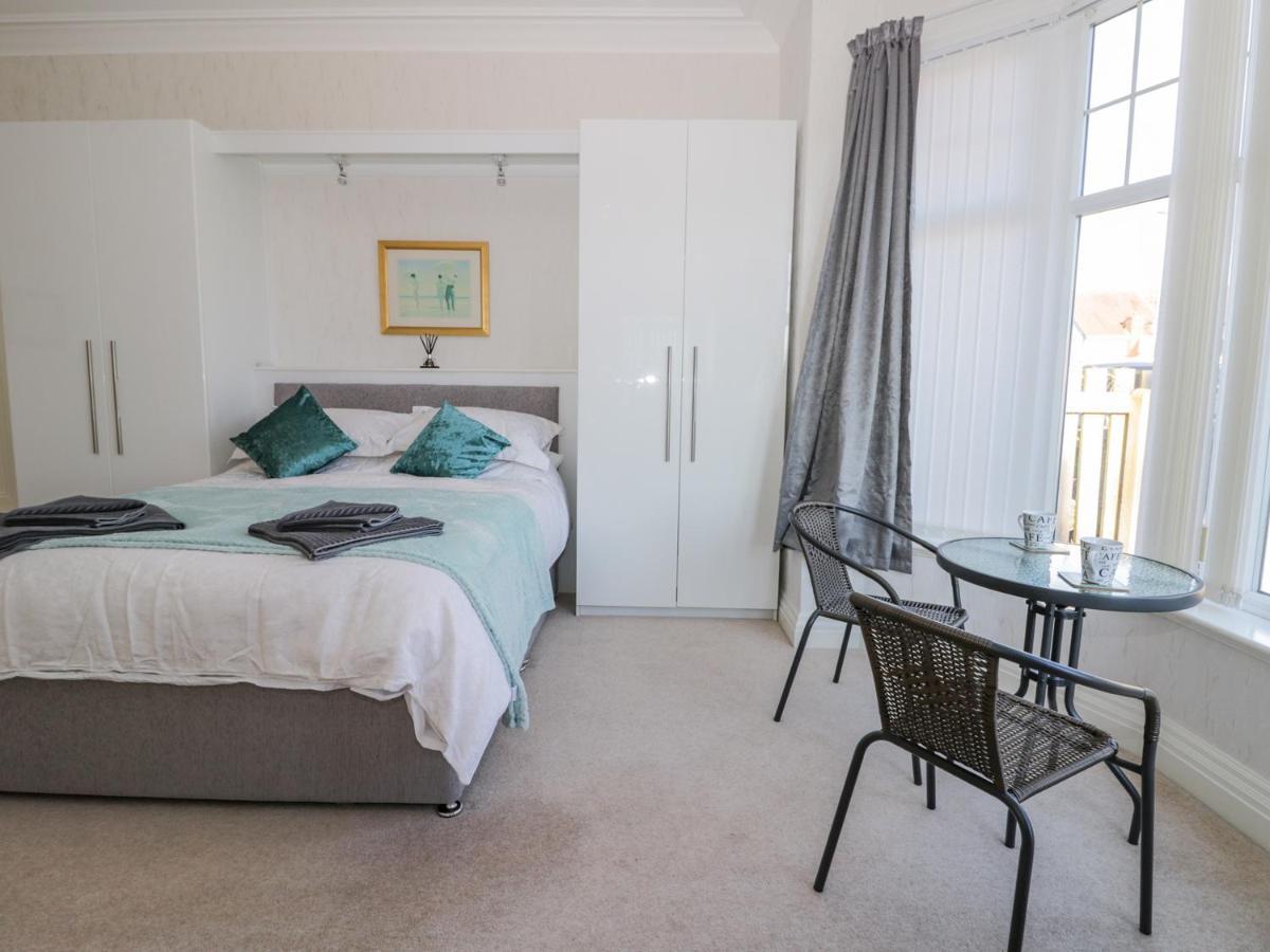 Southpoint Apartment Bridlington Bagian luar foto